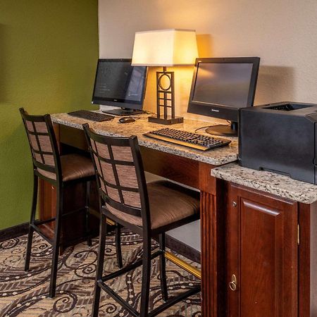 Best Western Huntington Mall Inn Barboursville Exterior foto